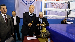 Genç, Yıldız ve Üst Minik Kızlar Türkiye Ferdi Boks Şampiyonası Başladı