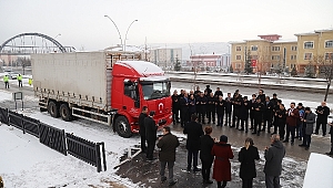 Şehitler, Yaranlar Diyarı Çankırı'mızdan Deprem Bölgesine "Bizim de Tuzumuz Olsun" Sloganıyla 10 ton Yardım