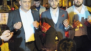 Vatan Savunması İçin Peygamber Ocağına Güle Oynaya Gidiyorlar