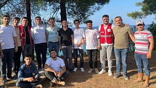 Akgençlik Çankırı Olarak Bölgeye Yardıma Gittiler