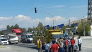 Yine Hacıali Kavşağı, Yine Trafik Kazası 2 Yaralı