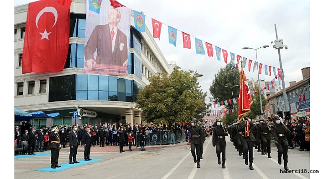 Çankırı'da, 29 Ekim Cumhuriyet Bayramı Düzenlenen Törenlerle Kutlandı
