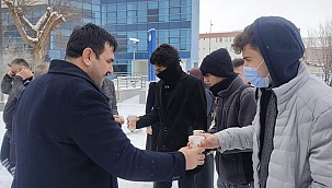 Çankırı'da AK Gençlik'ten Çorba İkramı