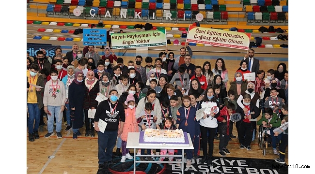 Neşe, Eğlence Ve Mutluluk Orhan Saka'da