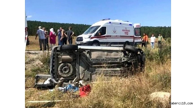 Seyirhalindeki Araç Yolundan Çıkarak Şarampole Devrildi 3 Yaralı