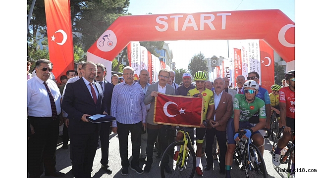 Bisikletçiler Çankırı-Ankara Etabı 175 Kilometre Pedal Çevirecekler