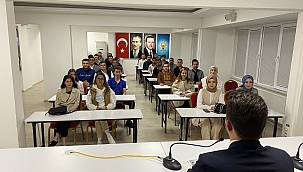 AK Parti İl Gençlik Kolları Yönetim Kurulu'nu Açıkladı