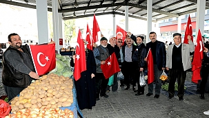 Çankırı'da 2023 Adet Türk Bayrağı Vatandaşa Dağıtıldı