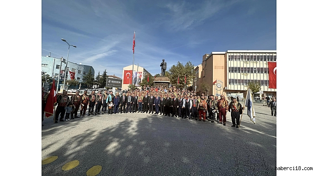 Cumhuriyetin 100. Yılında 100 Yaren Oynadı