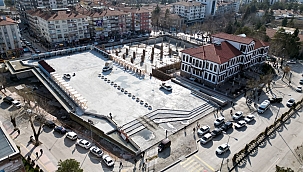 Yapımı Devam Eden Kent Meydanı'nın İsmi Sizce Ne Olmalı?