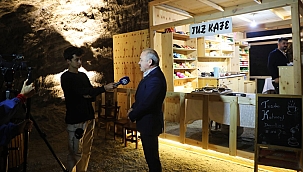 Yerin 150 Metre Altında Tuzda Türk Kahvesi