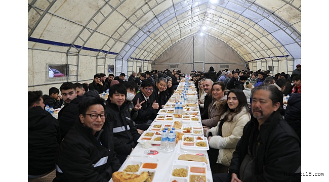 İftar Çadırı Belediyeden, Yemek Dağıtımı Başkan Esen'den