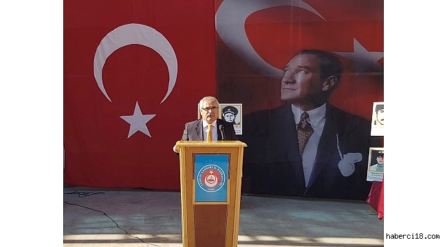 TÜRKAV Çankırı İl Başkanı İsa Bölükbaşı Alparslan Türkeş'i Andı
