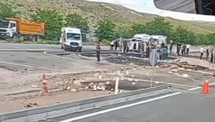 Çankırı Karayolu İnandık Köyü Mevkisinde Trafik Kazası 1 Ölü 3 Yaralı