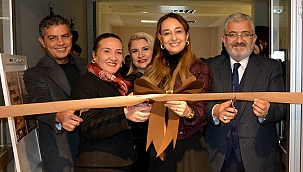 ÇAKÜ'de Geri Dönüşüm Heykel Sergisi Açıldı