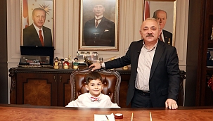 Başkan Esen Makamını Miniklere Açtı