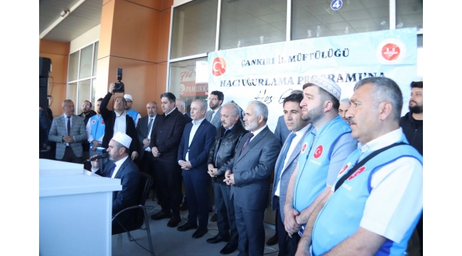 Çankırı'da Hacılar Kutsal Topraklara Uğurlandı
