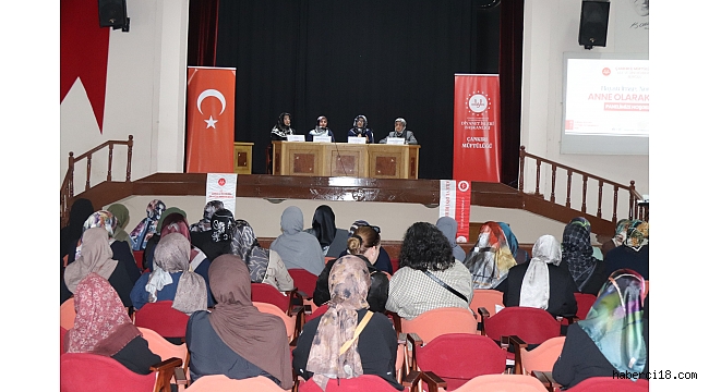 "Hayatı İmar, Nesli İhya: Anne Olarak Kadın" Paneli
