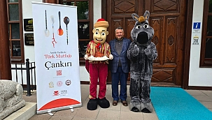 Çankırı'da Misafirlere Coğrafi İşaretli "Yapraklı Panayır Helvası" İkram Edildi